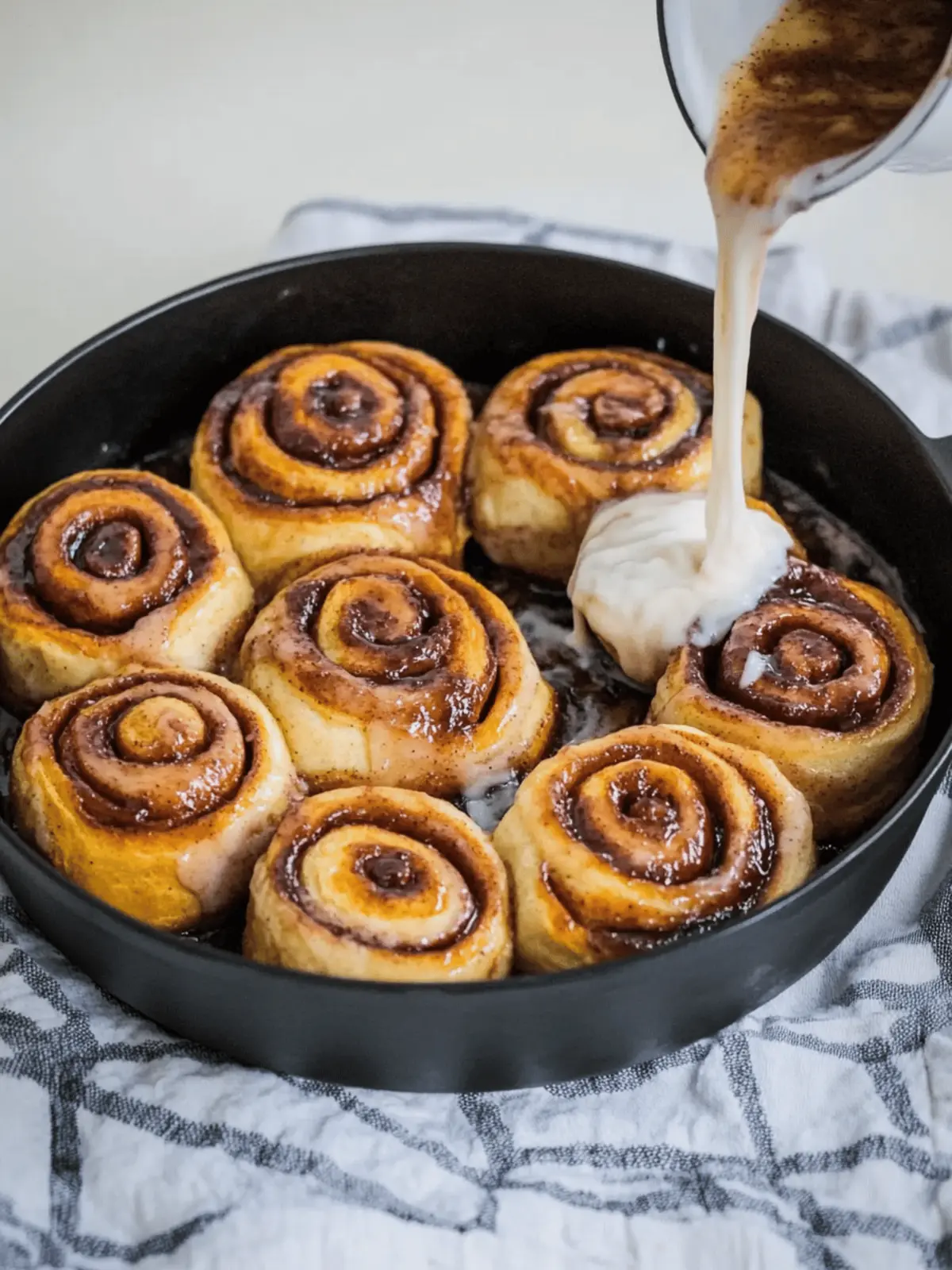 Easy Sweetpotato Cinnamon Rolls