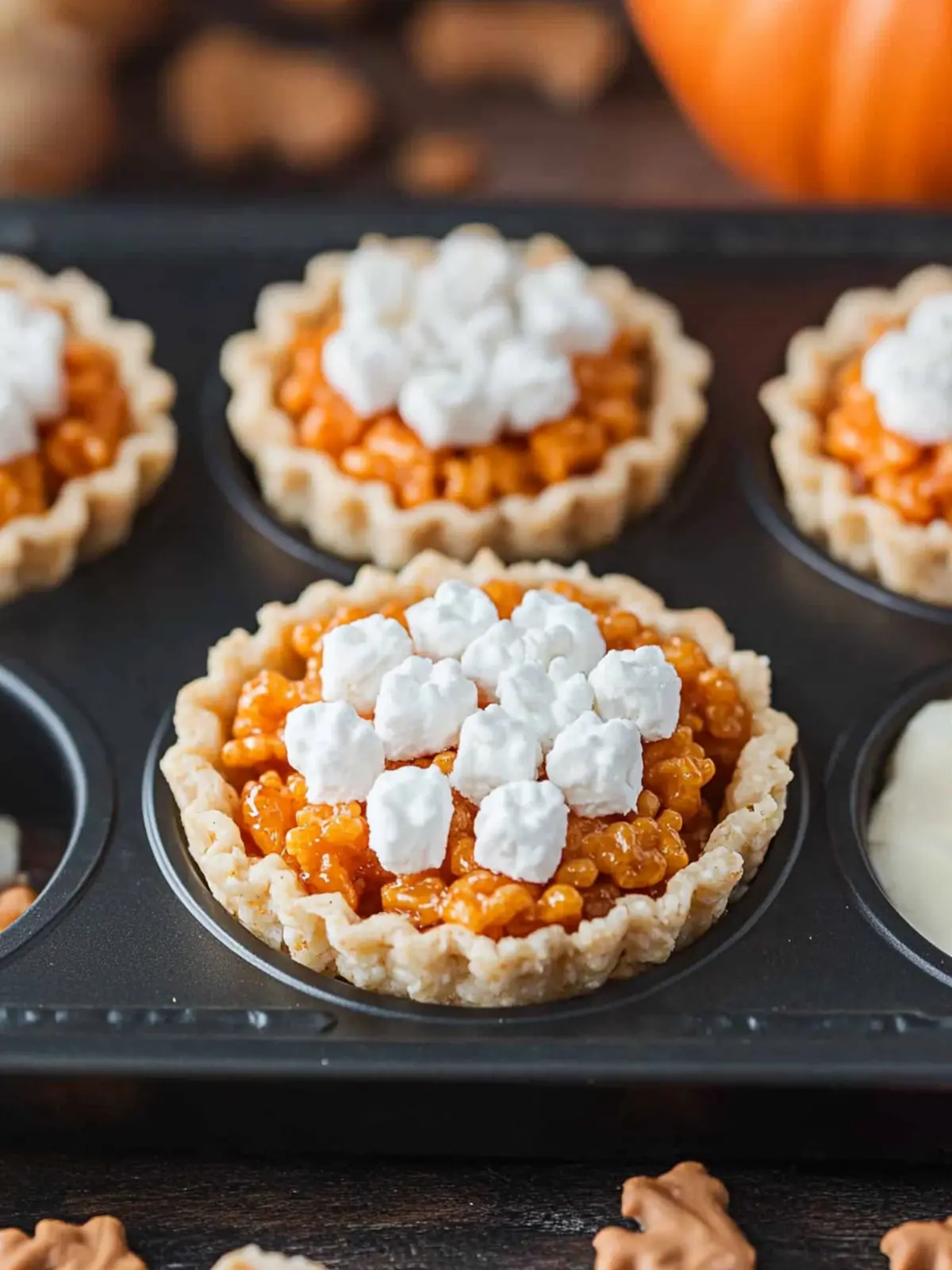 Mini Pumpkin Pie Rice Krispie Treats