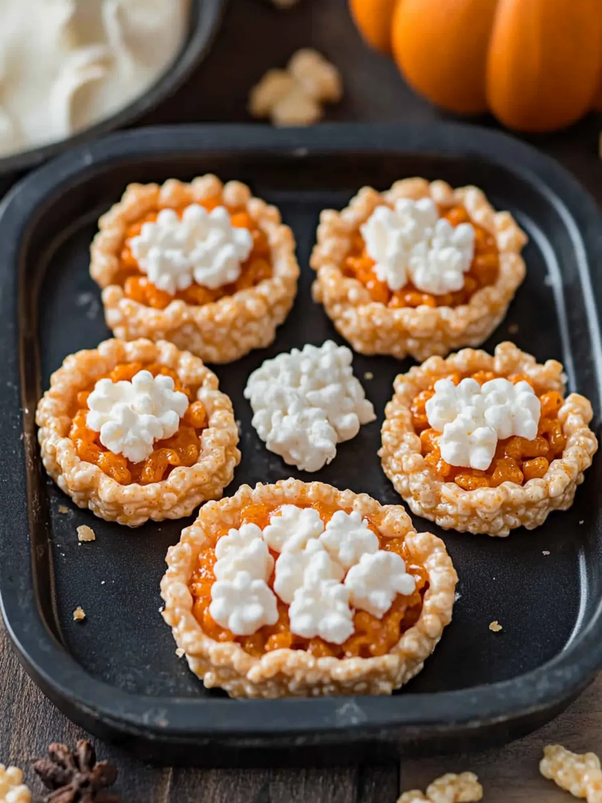 Mini Pumpkin Pie Rice Krispie Treats
