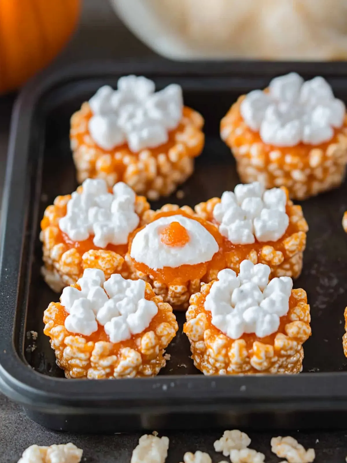 Mini Pumpkin Pie Rice Krispie Treats