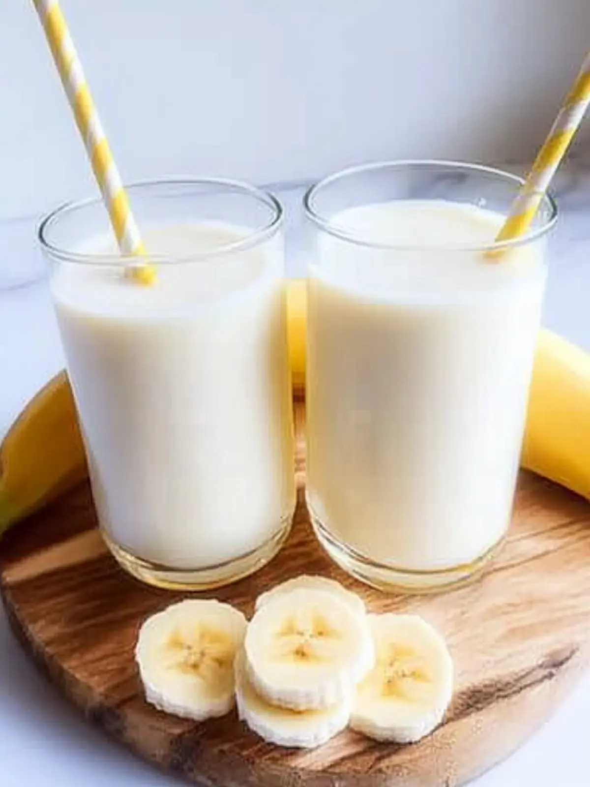 Easy 4-Ingredient Korean Banana Milk That Will Delight You 3 Easy 4-ingredient Korean Banana Milk
