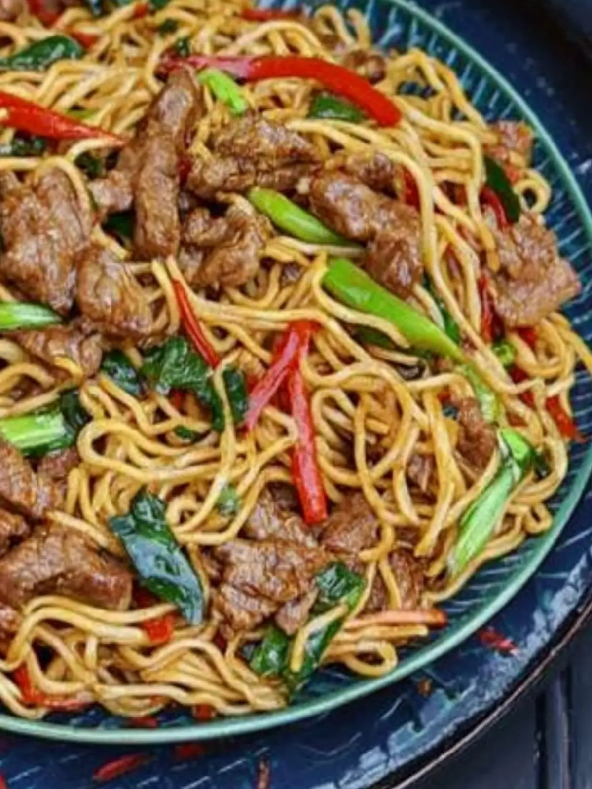 Delicious Beef Chow Mein with Sha Cha Sauce to Spice Up Dinner 2 Beef Chow Mein with Sha Cha Sauce