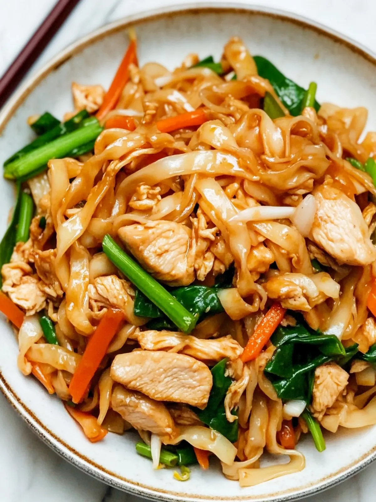 Savory Chicken Chow Fun: Easy Fried Rice Noodles at Home 2 Chicken Chow Fun ( Chicken Fried Rice Noodles)